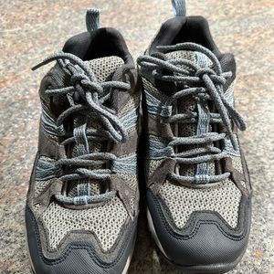 Merrell women shoes